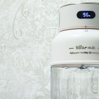 《从“吃灰预备役”到厨房真香逆袭：一只小熊榨汁机的众测报告》