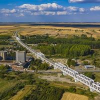 5个多小时变80分钟：匈塞铁路塞尔维亚段全线通车！