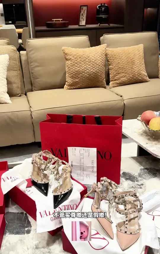 华伦天奴测评来咯~不定时更新博主也算更新了叭(///▽///)