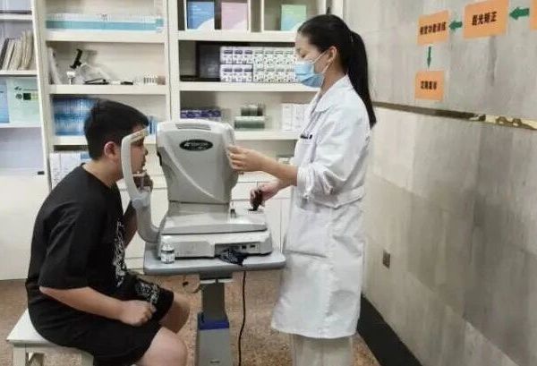 离焦眼镜、点扩散眼镜、OK镜，我该怎么选择？