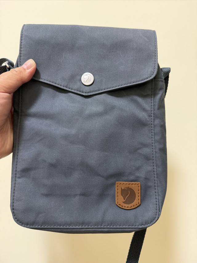 冲动了，买贵了，但包还不错