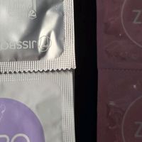 杰士邦超薄零感避孕套：安全与舒适兼备