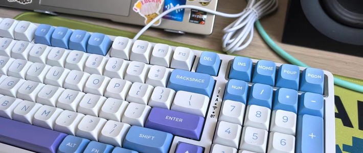 VGN V98proV3极地狐三模键盘双十一优惠