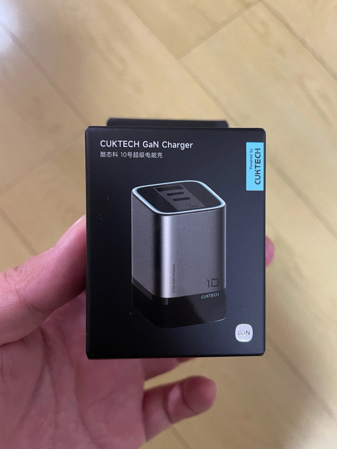 酷态科充电器
