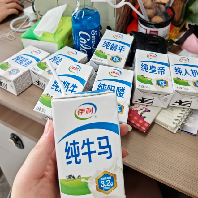 新规！纯牛奶中禁止添加复原乳，这是什么科技狠活吗？