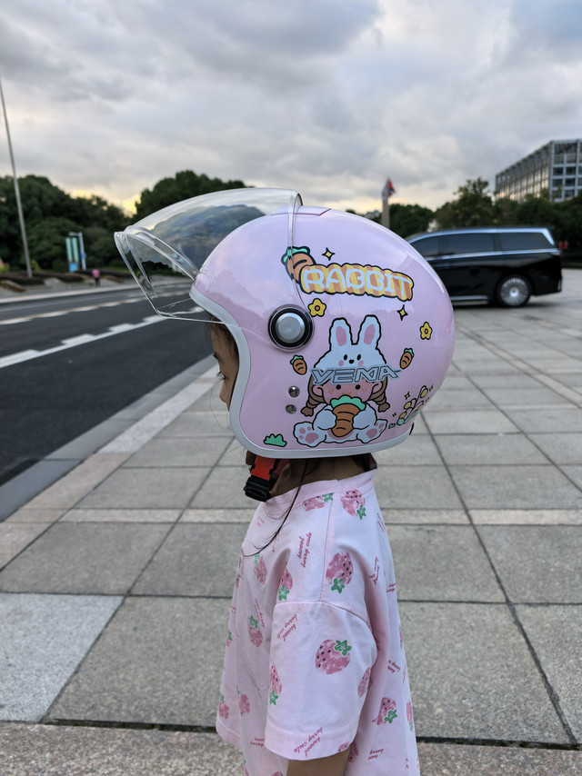 儿童头盔：安全与舒适的结合