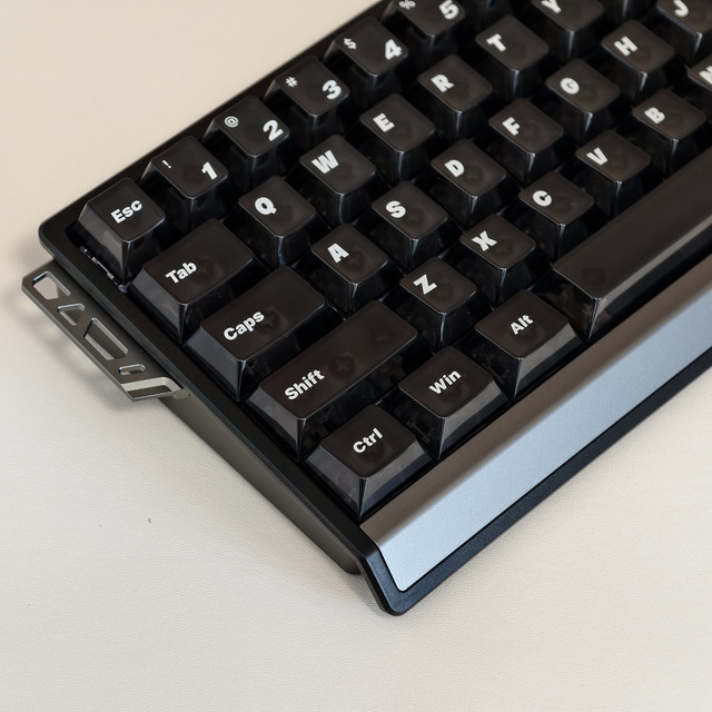 三百块的磁轴键盘能有多强？ATK 68 RX体验测评！