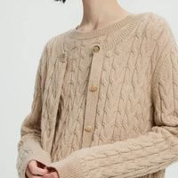 PRICH羊绒羊毛开衫：秋日温暖与时尚