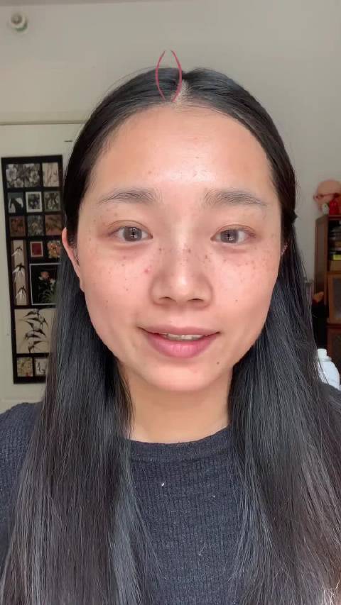 #彩妆产品##我的本命装备#  挖到宝！大牌粉底液合集来啦～NARS、Mac、Zelens等都有，遮瑕力超棒，干皮油皮都能冲！记得选厚美妆蛋，色号别太白哦～你最爱哪款粉底液？ 小炯很快乐的微博视频