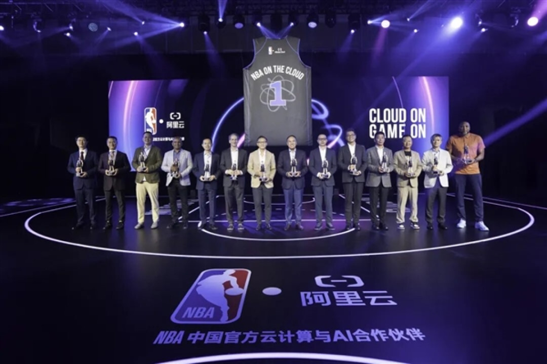 篮网NBA澳门赛前晚宴细节曝光:马云蔡崇信现身 姚明出镜与众人攀谈