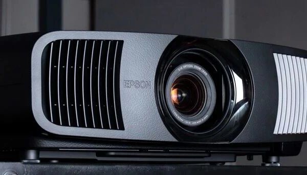 【鉴赏】Epson(爱普生) CH-LS9000B：满足150英寸大画面观影需求，4K/120fps激光投影新选择