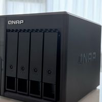 万万没想到！NAS 也逃不过内卷，威联通 旗舰新品Qu405 开箱