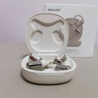 还在迷信高价位耳机？百元产品已是配置满满了。