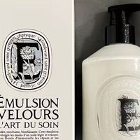 350ml大瓶像奶盖,Diptyque这罐“丝绒手套”到底值不值?
