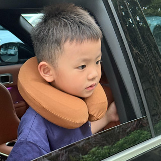 车上不做歪脖树，宝宝出行全靠这个甜甜圈！