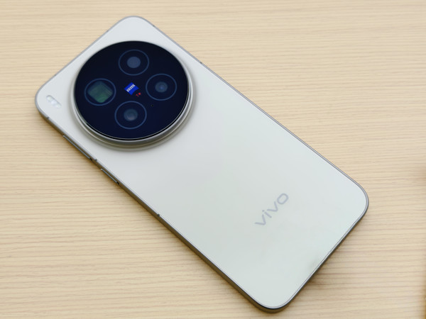 实拍体验 VIVO X300系列～！只有一个缺点☝