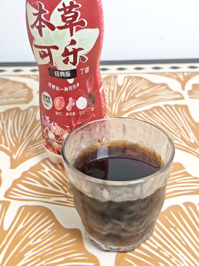 崂山矿泉碳酸饮料