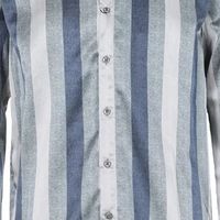 GIORGIO ARMANI男士V领衬衫体验