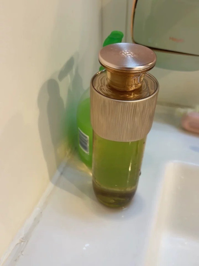 佰草集爽肤水