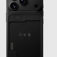 妈耶！iPhone18可能要逼我翻出祖传万能充了！