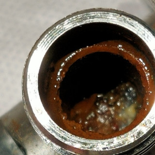 200块的水龙头,差点被5块钱角阀毁掉!装修如何选角阀呢?