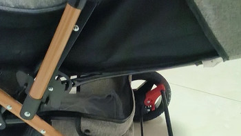 虎贝尔婴儿推车：轻便出行新选择