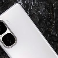 满配无短板！vivo旗舰：16GB内存 +骁龙8Gen3，1TB版价格香到离谱