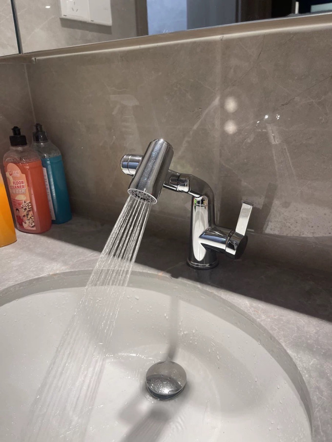 潜水艇卫浴用品