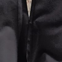 海澜之家男西装：舒适与挺括兼备