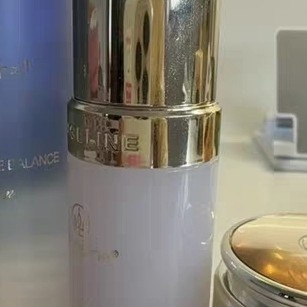 精华贵妇膏素颜霜正品推荐