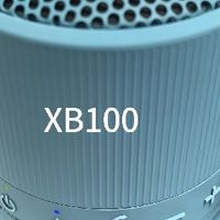 索尼 XB100、JBL Go4 和 JBL Clip4 都是适合户外使用的音响