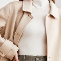 质感与保暖兼备的百图羊绒大衣