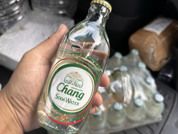 象牌起泡饮用水