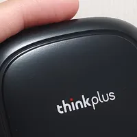 thinkplus联想240W伸缩快充数据线使用-极简美学与便携性的融合