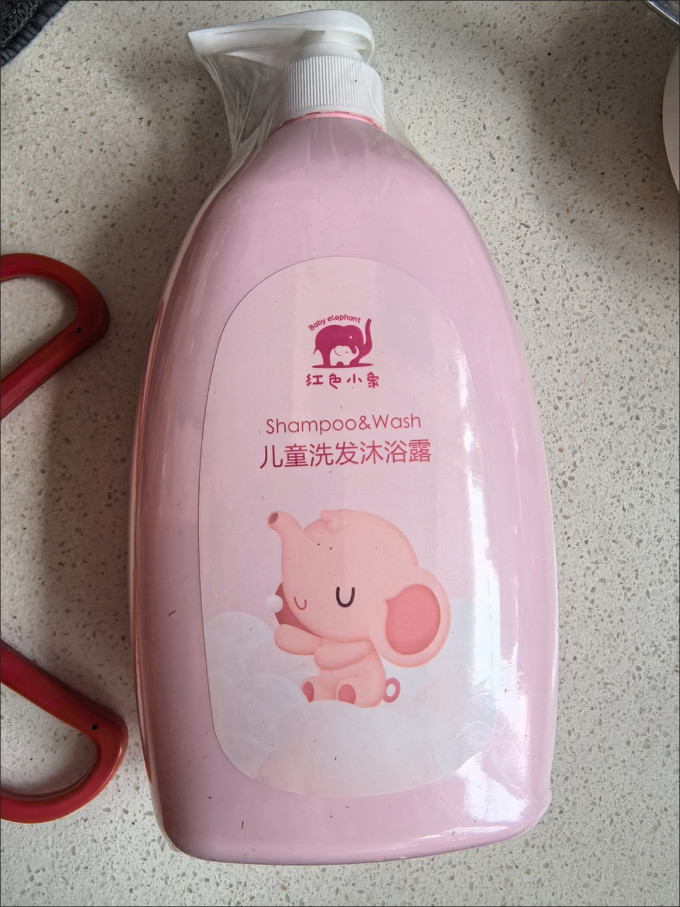 红色小象婴幼儿洗发沐浴二合一
