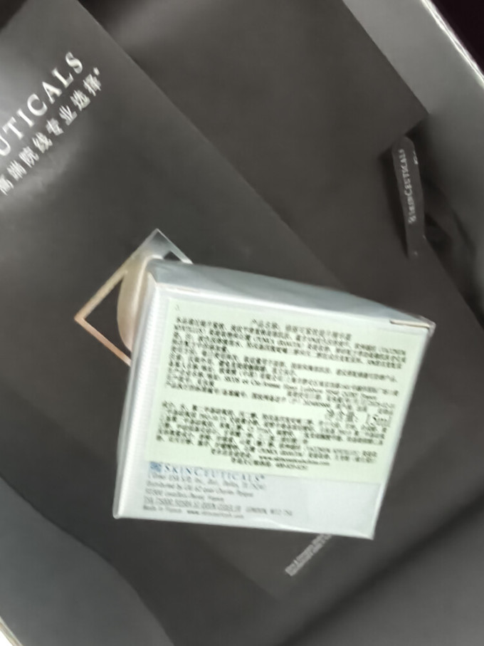 修丽可护肤精华