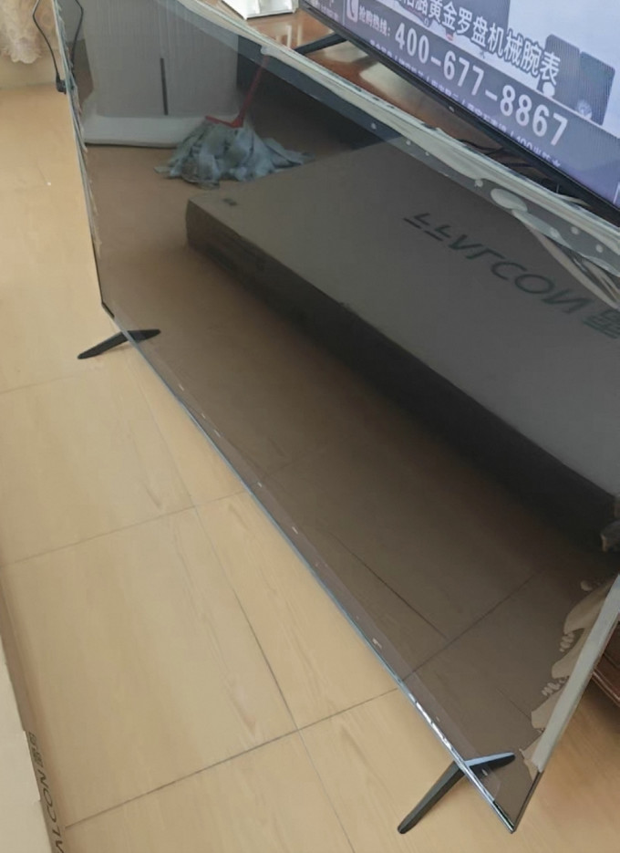 雷鸟液晶电视