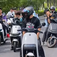 九号电动车，凭什么成了“县城迈巴赫”？