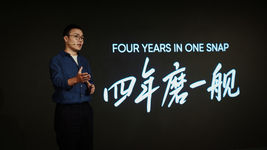 当手机遇上理光GR：真我GT8 Pro的“街拍革命”与年轻影像哲学