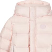 女儿穿到不想脱！暇步士加厚羽绒服，蓄热又显白