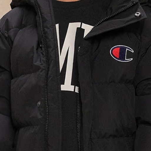 潮娃过冬必备！Champion冠军2025冬款男女儿童连帽羽绒服