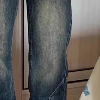 这复古蓝牛仔裤让我夏天穿搭秒变高街辣妹