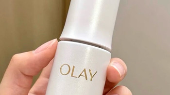 OLAY水光小白瓶：抗糖去黄一把手，素颜也能发光的修护精华！
