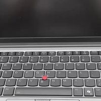 ThinkPad E14/E16 2025款：商务人出门揣的“全能办公箱”
