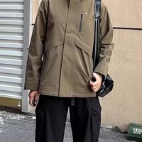 蕉内氧气303Proof冲锋衣：我的冬日户外守护者