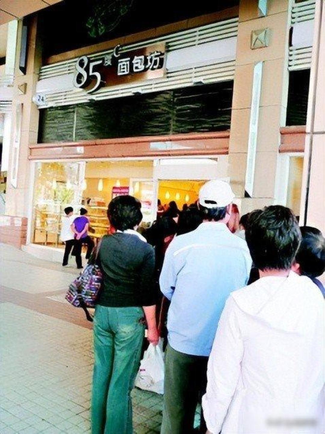 昔日排队王何以失守?拆解85度C闭店潮背后的烘焙红海暗战