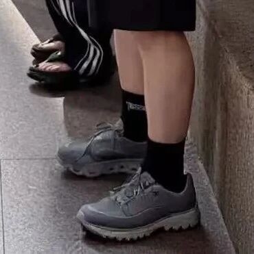 陈奕迅上脚PAF x On最新联名跑鞋！手上的理查德米勒手表更为吸晴！