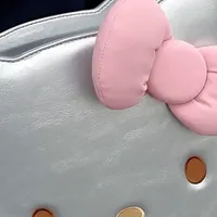 逛街约会都吸睛！TOUTOUHelloKitty 斜挎包场景搭配与避坑技巧​