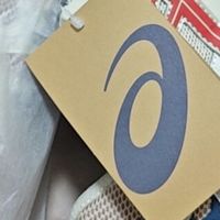 开箱体验：亚瑟士复古美学与专业性能