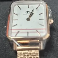 送礼自用两相宜！DW QUADRO 复古小绿表的场景适配与优惠技巧​